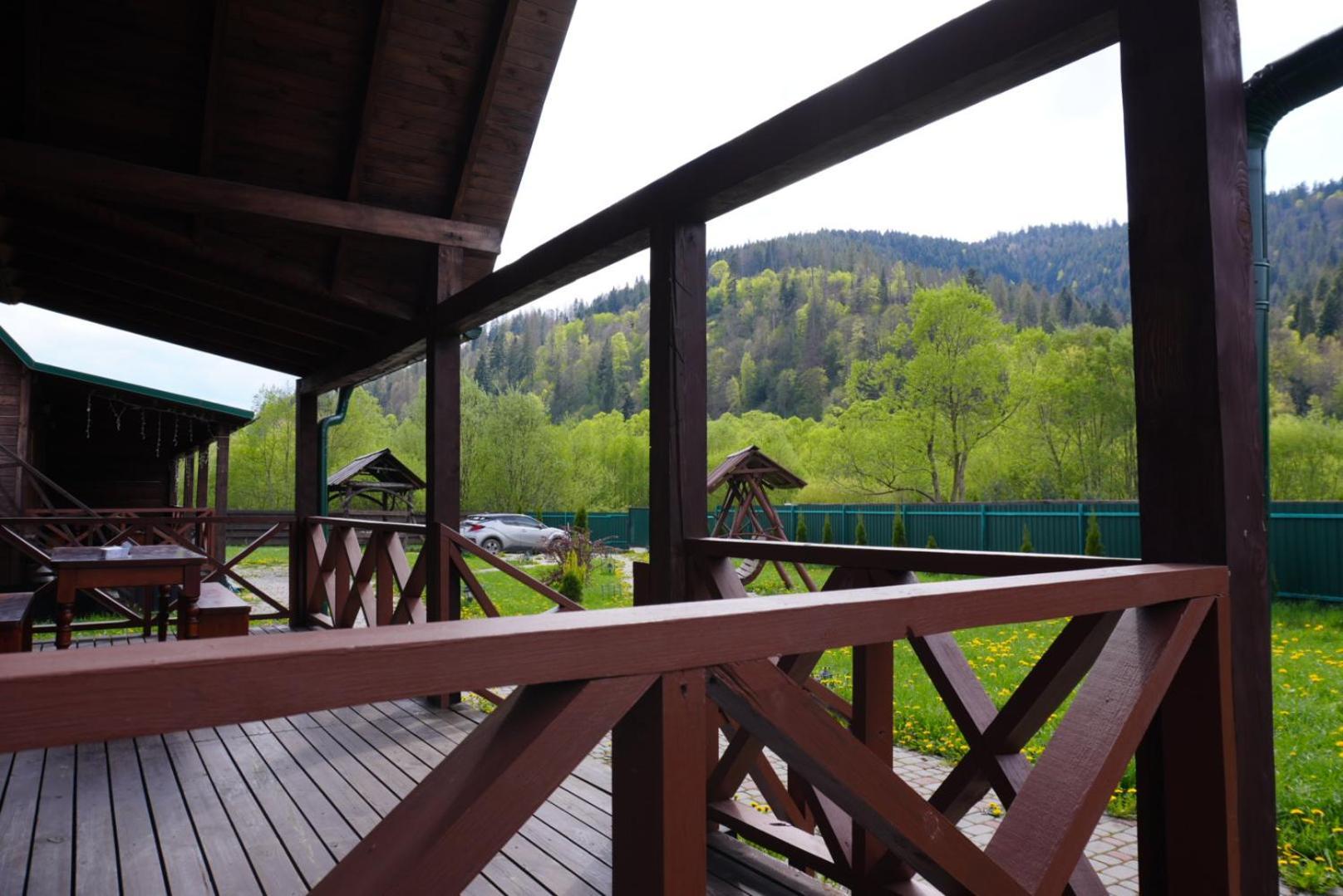 Veranda Mykulytschyn Exterior foto